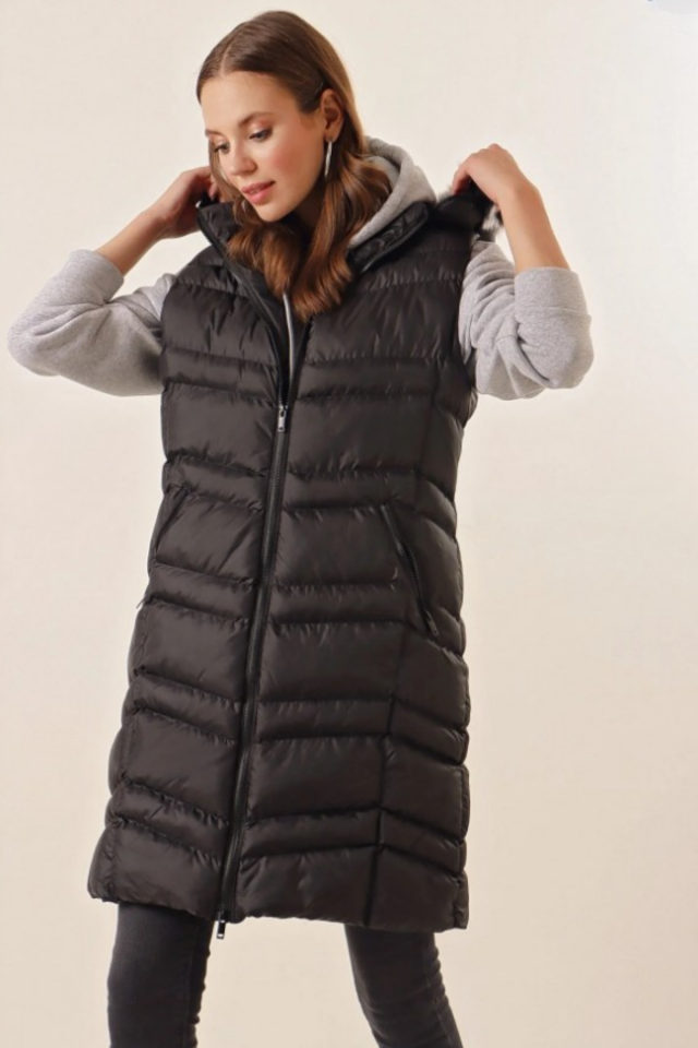 Kadın Siyah Uzun Şişme Yelek