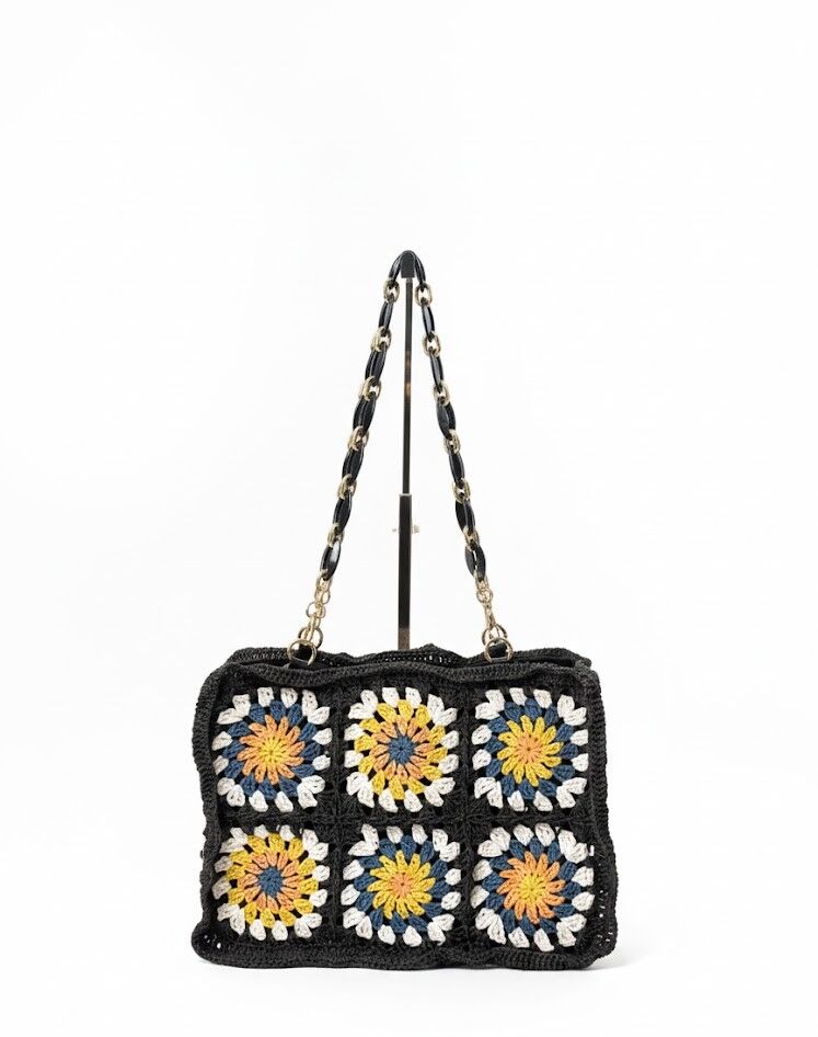 Siyah Desenli Tasarım El Örmesi Çanta