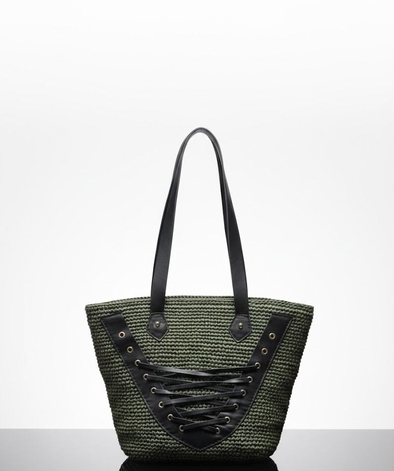 Bağcık Detaylı Örgü Omuz Çantası