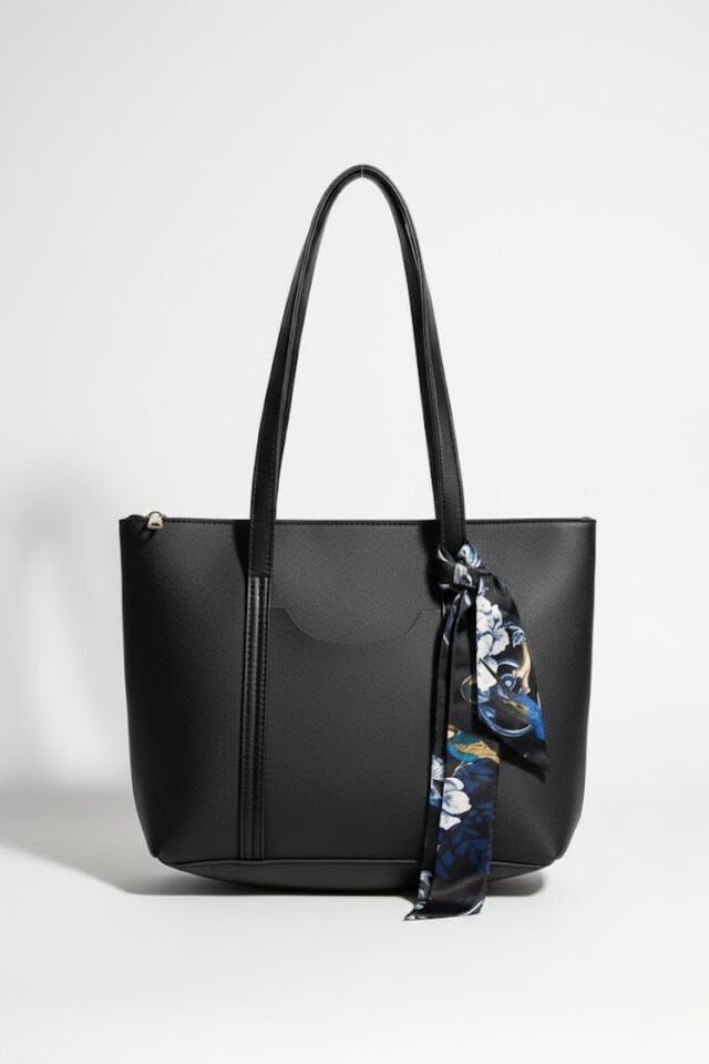 Clara Fularlı Cep Detaylı El ve Omuz Çantası 30/35 Cm